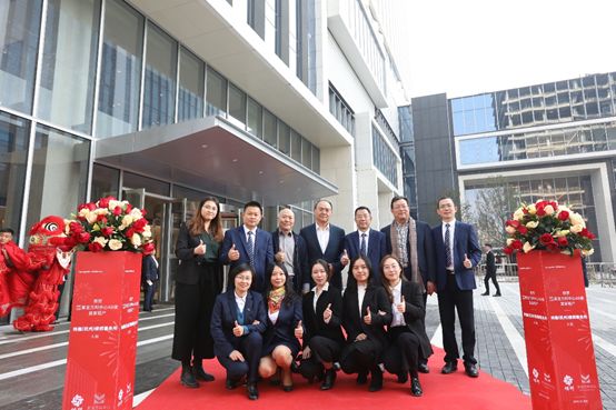 说明: http://www.hzwhlaw.com/uploads/allimg/190220/1412204248-3.jpg