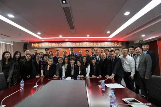 说明: http://www.hzwhlaw.com/uploads/allimg/171107/1-1G10G351505U.jpg