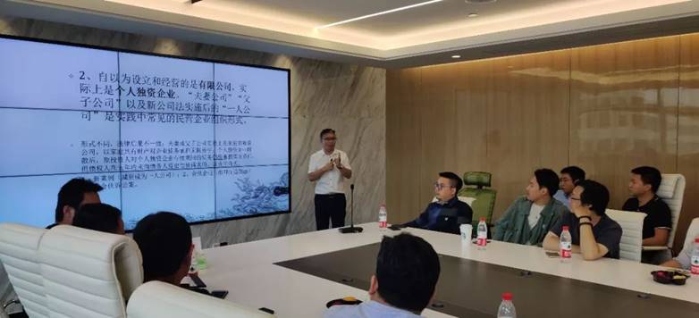 说明: https://mmbiz.qpic.cn/mmbiz_jpg/qgoUZg3AAZdWkJG4bcSicusMaoqF34lUg0t19kP6dHCH2ibmR0ibib9bNia5zdpq6Z1QzWScicg1iaiakcxLWQe6NILZoA/640?wx_fmt=jpeg
