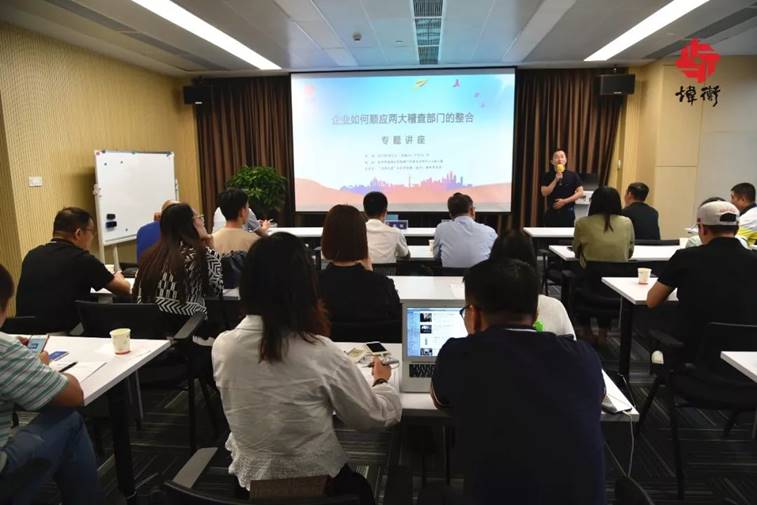 说明: https://mmbiz.qpic.cn/mmbiz_jpg/qgoUZg3AAZcqLOvC55R2iad8xk5ZwEArohb8mwJN6brh5PBT88JWGlCnI4uqRpKicwymYiaRVvxDhllNcUAicRtHcw/640?wx_fmt=jpeg