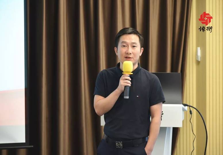 说明: https://mmbiz.qpic.cn/mmbiz_jpg/qgoUZg3AAZcqLOvC55R2iad8xk5ZwEAro2KubADMaEtNEIs4F8ubk79OaGwgbSjmja33G83ia1uN8Z6DFO0xCW7w/640?wx_fmt=jpeg