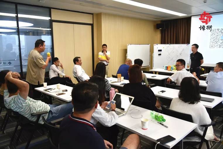 说明: https://mmbiz.qpic.cn/mmbiz_jpg/qgoUZg3AAZcqLOvC55R2iad8xk5ZwEArokRDVrAMHNmM5p4MrohEGQdBvDyZVUYSfj6EfWjIZ00VEkoDBXgMgww/640?wx_fmt=jpeg