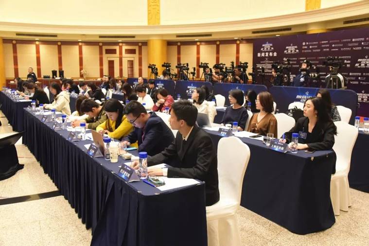 说明: https://mmbiz.qpic.cn/mmbiz_jpg/qgoUZg3AAZdz9x5WlXybMLc4WaFw9x681JjIPvblic17XClbvNGEJLUQhMjEbyaa98oK6gaFZykEYKKYmQEZwRw/640?wx_fmt=jpeg