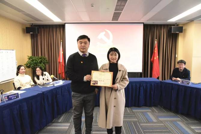 说明: https://mmbiz.qpic.cn/mmbiz_jpg/qgoUZg3AAZdZuN8jJfFIehCrvzG3NWmE5LjeclLdlVGublA5aCSW2ggR6UuODtEq46e56G7z5bYcbicMQHz7MRQ/640?wx_fmt=jpeg